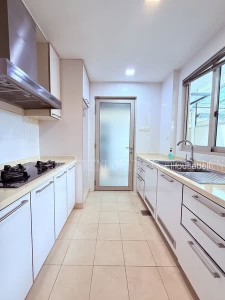Bungalow @ Killiney Road Vicinity, S$ 20,380,000, 5,800 sqft, 有地 - Terraced House