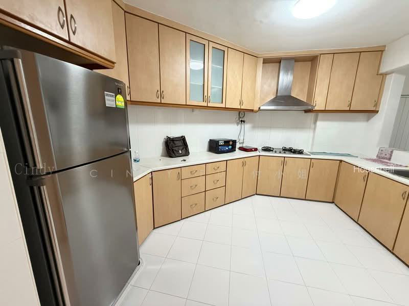 Cheap Bedroom @ Siglap MRT