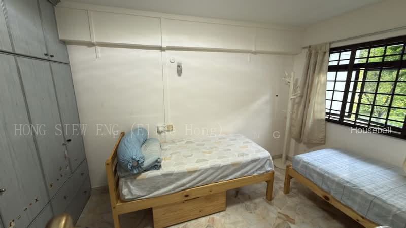 310 Hougang Avenue 5, S$ 1,100 /月, 100 sqft, 组屋 - 5 I