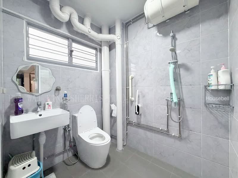 1 Toh Yi Drive, S$ 1,150,000 (Negotiable), 1,378 sqft, HDB - 5 I