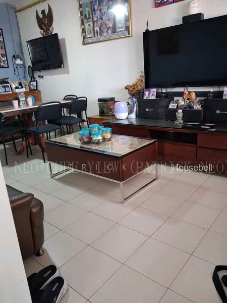 414 Bukit Batok West Avenue 4, S$ 450,000 (Negotiable), 786 sqft, HDB - 3 A