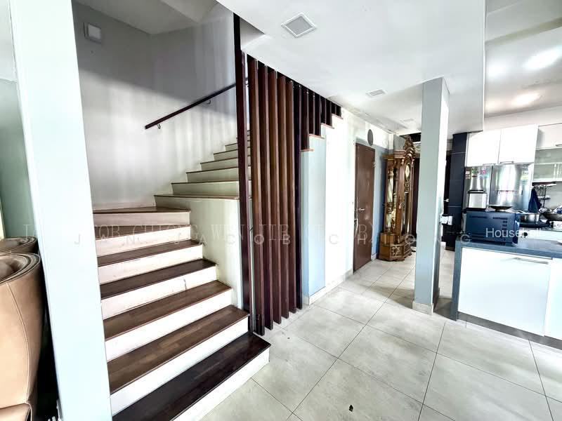 Bedok Road, S$ 7,000,000 (Negotiable), 4,500 sqft, Landed - Corner Terrace