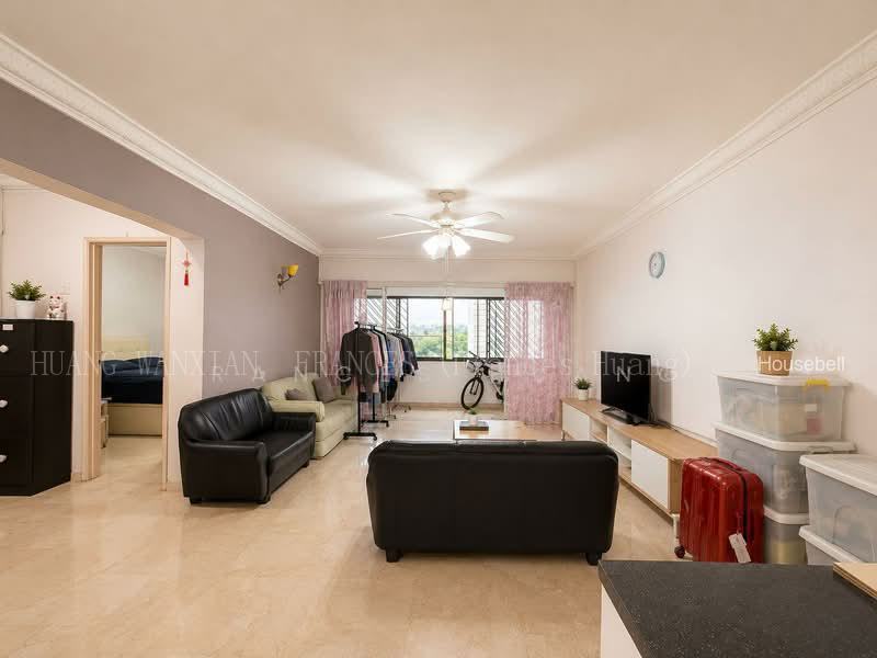 306 Hougang Avenue 5