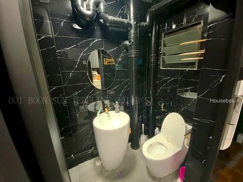 655A Jurong West Street 61, S$ 578,000 (Negotiable), 926 sqft, HDB - 4 A