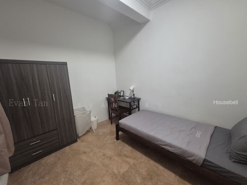 Changi Court, S$ 1,160 /mo, 100 sqft, Condos - Condominium