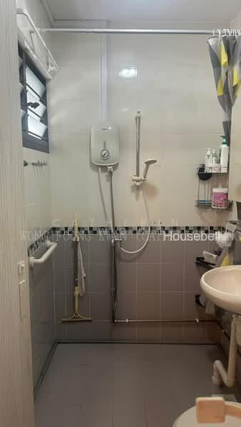 52 Lengkok Bahru, S$ 1,600 /mo, 200 sqft, HDB - 4 A
