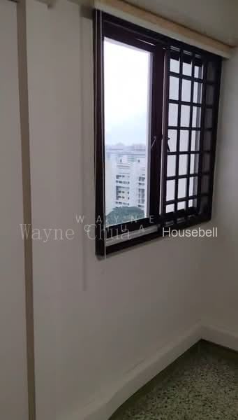 528 Bedok North Street 3, S$ 850 /mo, 120 sqft, HDB - 4 NG