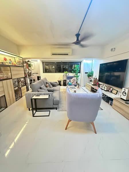 156 Tampines Street 12