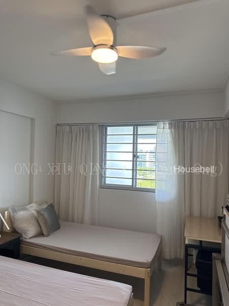 416 Ang Mo Kio Avenue 10, S$ 1,000 /mo, 200 sqft, HDB - 3 NG