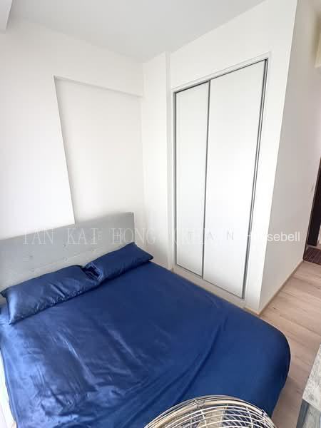 Watercolours, S$ 1,900 /月, 250 sqft, 公寓 - Excutive Condominium
