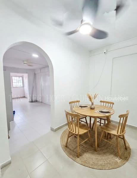 138 Bedok North Street 2, S$ 420,000 (Negotiable), 721 sqft, HDB - 3 NG