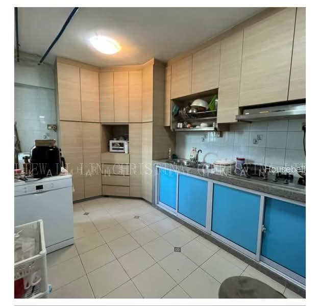 196D Punggol Field