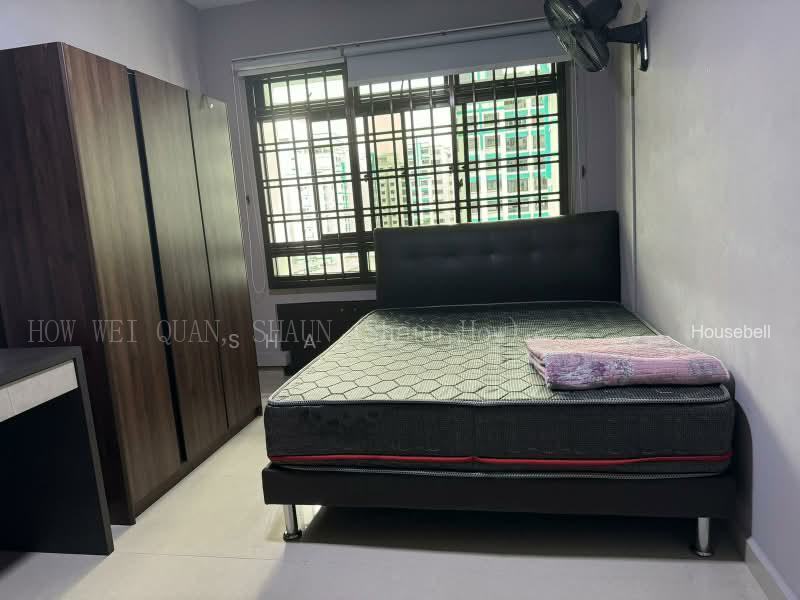 633 Jurong West Street 65, S$ 1,100 /mo, 110 sqft, HDB - 4 A