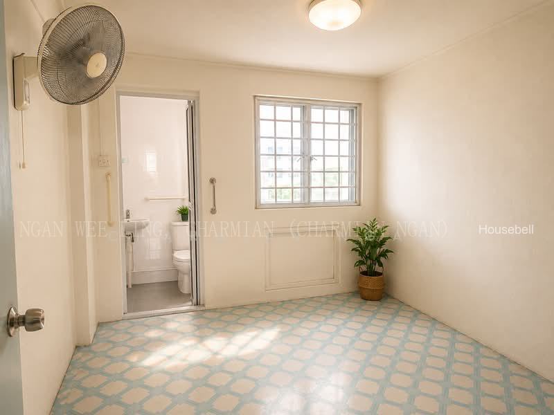 269 Bukit Batok East Avenue 4, S$ 420,000 (Starting From), 689 sqft, HDB - 3 S