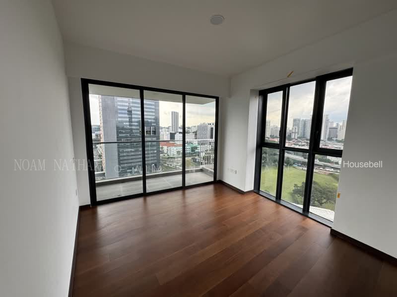 One Pearl Bank(5)