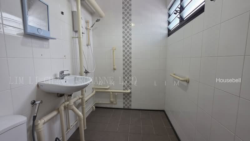 164 Bukit Batok Street 11, S$ 408,000, 785 sqft, HDB - 3 A