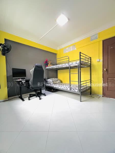 607 Woodlands Ring Road, S$ 568,000 (Negotiable), 1,087 sqft, HDB - 4 A