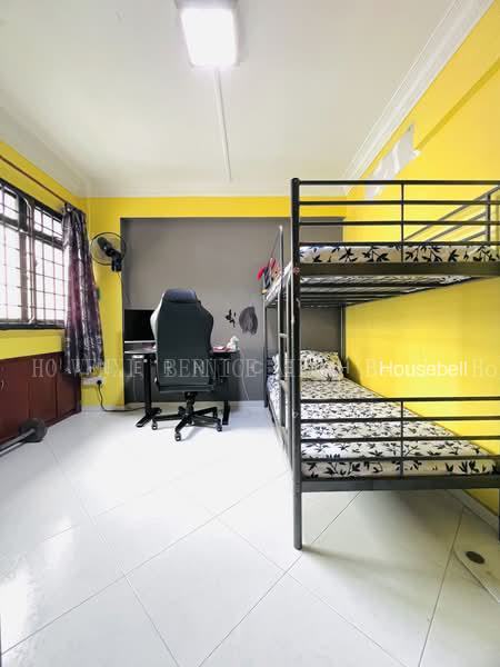 607 Woodlands Ring Road, S$ 568,000 (Negotiable), 1,087 sqft, HDB - 4 A