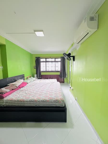 607 Woodlands Ring Road, S$ 568,000 (Negotiable), 1,087 sqft, HDB - 4 A