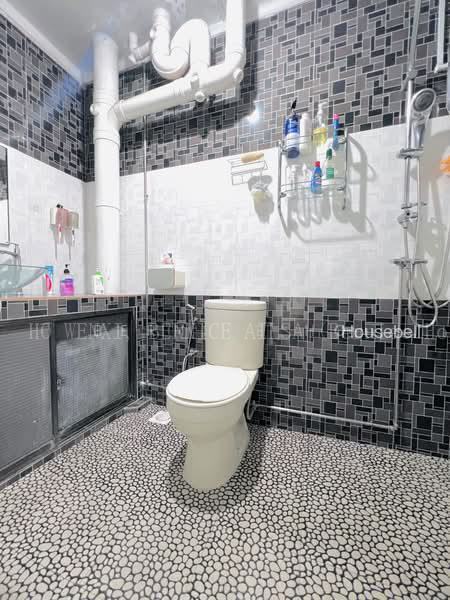 607 Woodlands Ring Road, S$ 568,000 (Negotiable), 1,087 sqft, HDB - 4 A