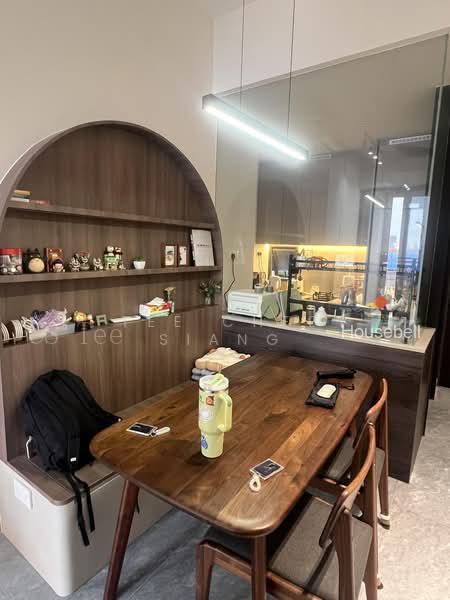 Sky Everton, S$ 6,000 (Negotiable) /mo, 915 sqft, Condos - Condominium