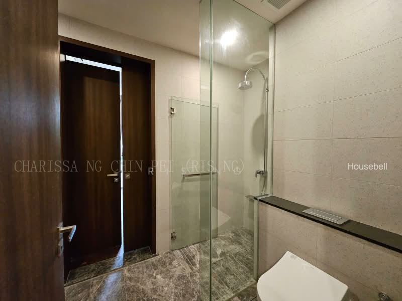 Parksuites, S$ 4,200 (Negotiable) /mo, 646 sqft, Condos - Condominium