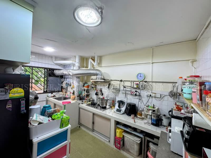 842 Sims Avenue(3)