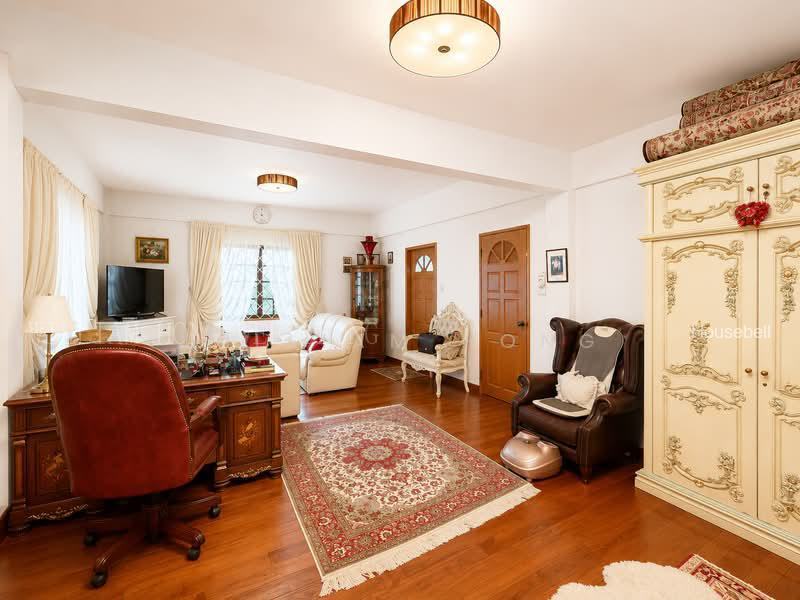 District 17 Detached with Wide Frontage & Sub-Divide Potential(1)