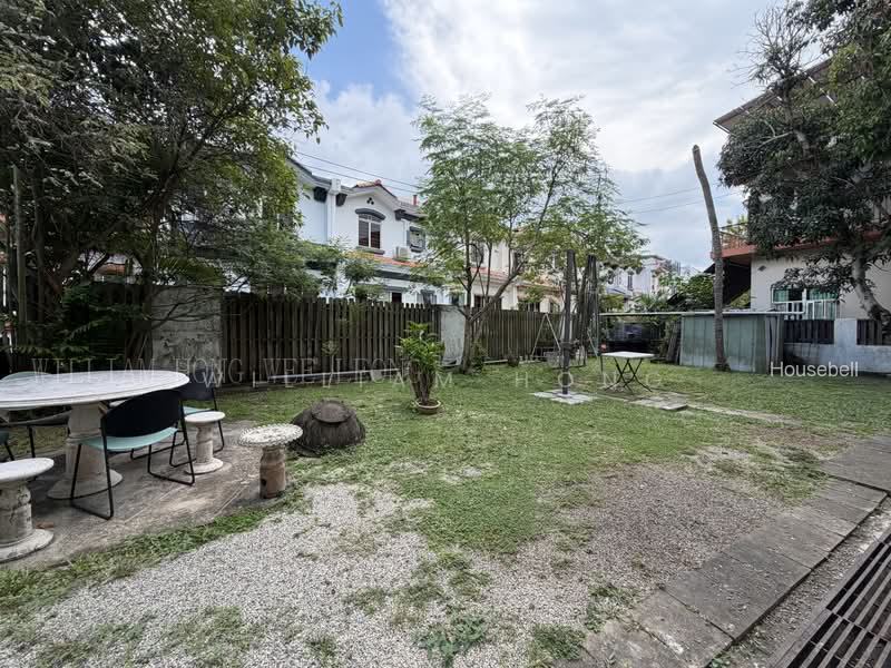 District 17 Detached with Wide Frontage & Sub-Divide Potential(3)
