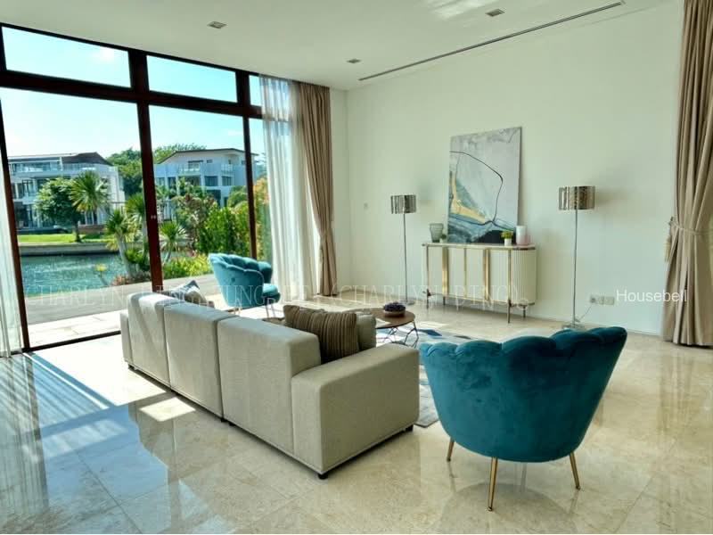 Beautfiul deatched house on ocean drive(2)