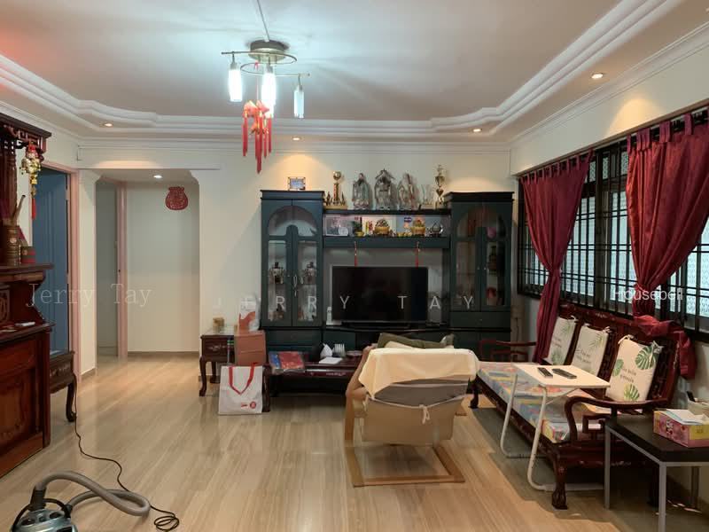 839 Woodlands Street 82(6)