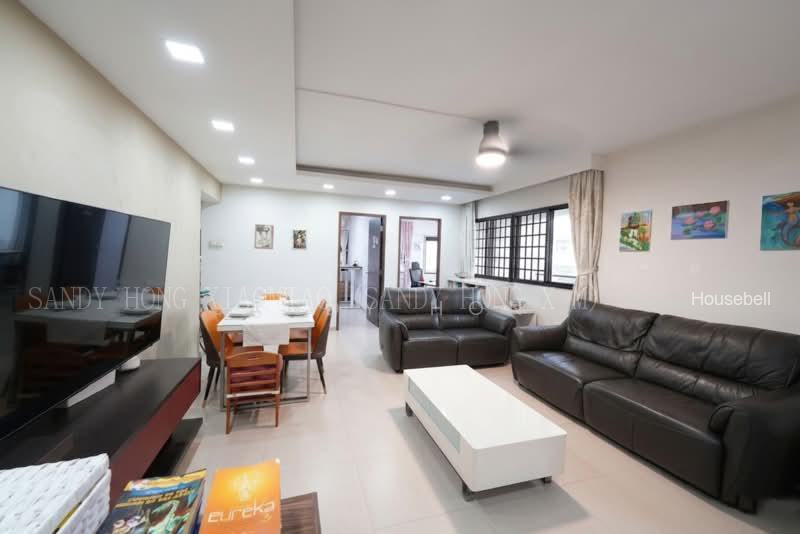 518 Jurong West Street 52(2)