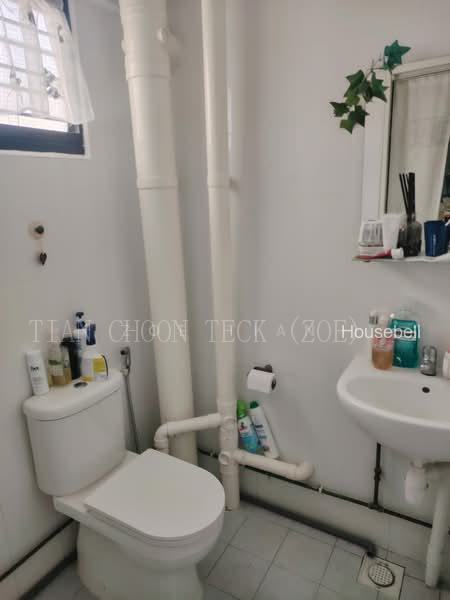 244 Jurong East Street 24, S$ 439,000 (Negotiable), 721 sqft, HDB - 3 NG