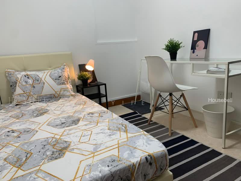 Lakeholmz, S$ 1,000 /mo, 80 sqft, Condos - Condominium