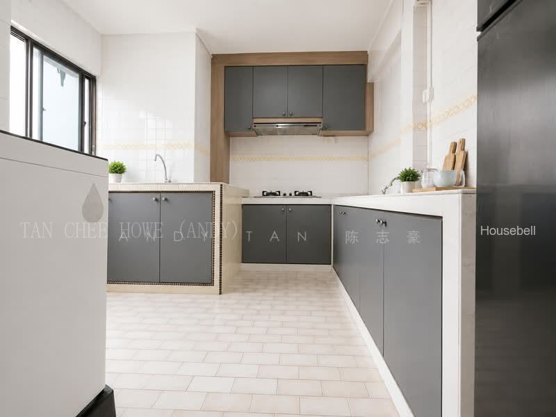 452 Jurong West Street 42(6)