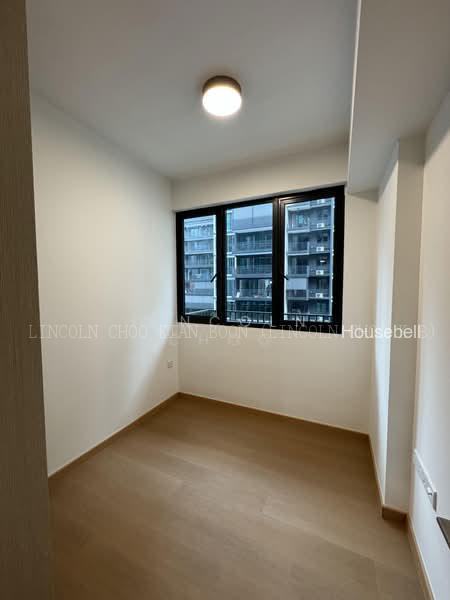 Treasure at Tampines, S$ 1,250,000 (Negotiable), 678 sqft, Condos - Condominium
