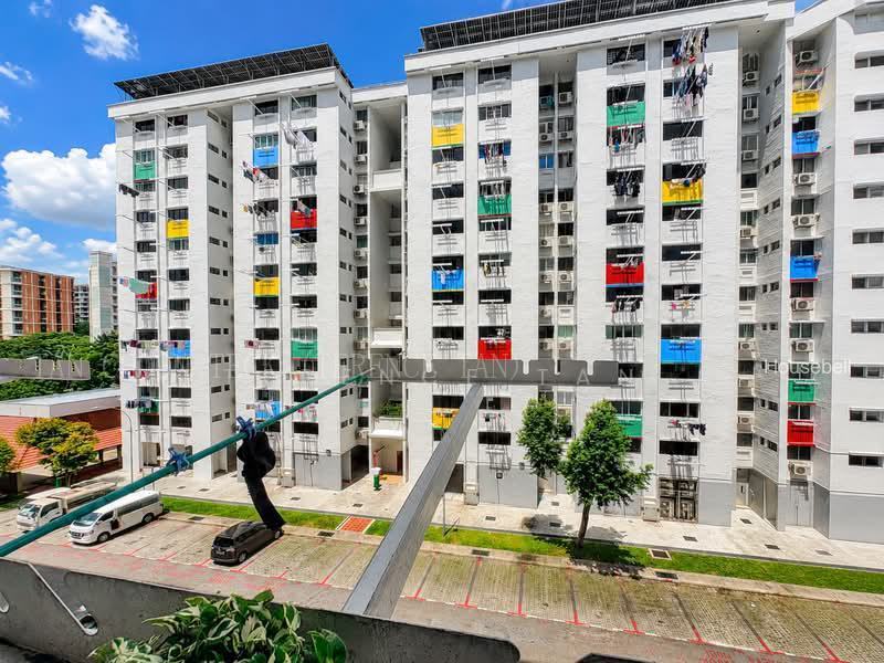 745 Yishun Street 72, S$ 428,000, 721 sqft, HDB - 3 NG