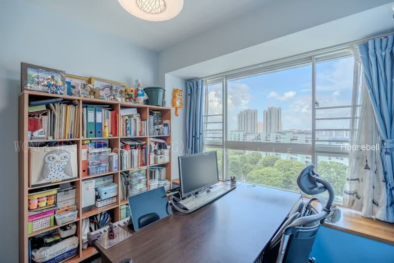 588D Ang Mo Kio Street 52, S$ 1,380,000 (Negotiable), 980 sqft, HDB - 4 Premium