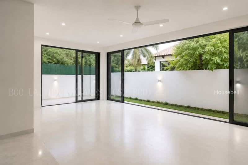 Huge Pasir Ris Semi D | Regular land | Min walk to beach(1)