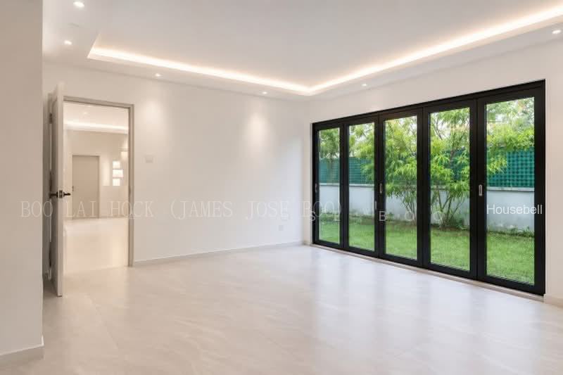 Huge Pasir Ris Semi D | Regular land | Min walk to beach(2)