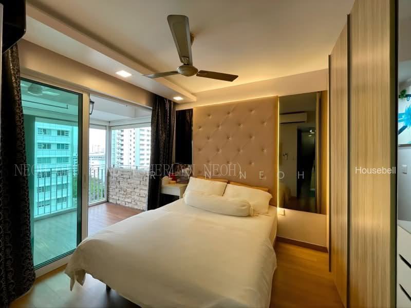 588D Ang Mo Kio Street 52, S$ 1,180,000, 1,205 sqft, HDB - 2 Generic