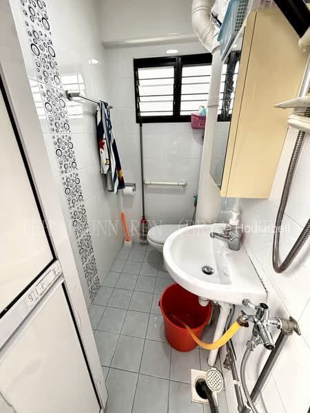 653 Yishun Avenue 4(3)