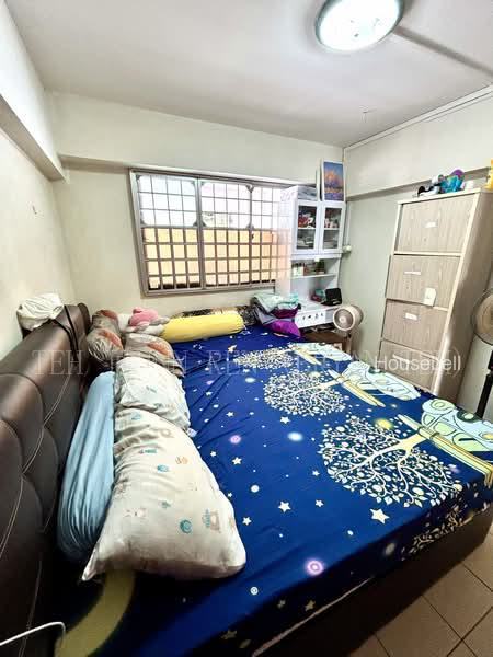 653 Yishun Avenue 4(5)