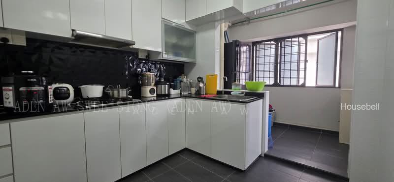 319 Sembawang Close(2)