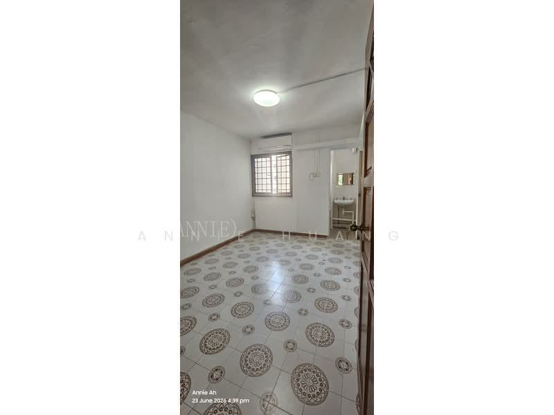 124 Ang Mo Kio Avenue 6(3)