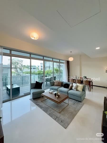 Residences @ Emerald Hill(1)