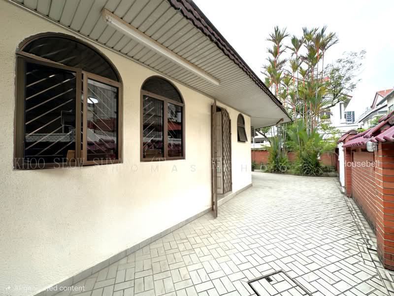 Detached-Sized Land | Freehold | Rebuild Potential, S$ 8,298,888, 3,500 sqft, Landed - Corner Terrace