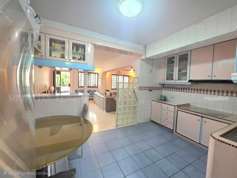 542 Hougang Avenue 8(5)
