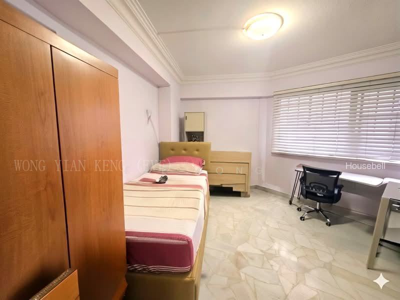 542 Hougang Avenue 8, S$ 668,888 (Negotiable), 1,173 sqft, HDB - 4 A