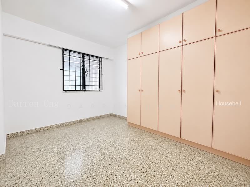 210 Jurong East Street 21(3)